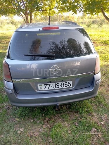 Opel Astra 2006, 348,000 km - 1.3 l - Qusar