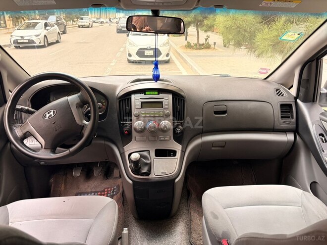Hyundai H-1 2008, 288,000 km - 2.5 l - Bakı