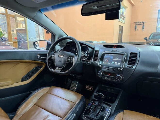 Kia K3 2016, 156,424 km - 1.6 л - Xırdalan