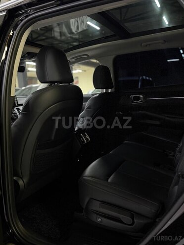 Kia Sorento 2023, 22,800 km - 2.5 л - Sumqayıt