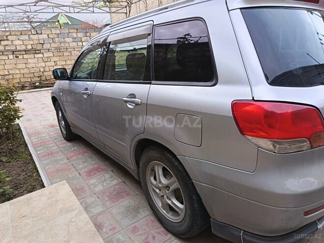 Mitsubishi Airtrek 2003, 264,866 km - 2.0 л - Bakı