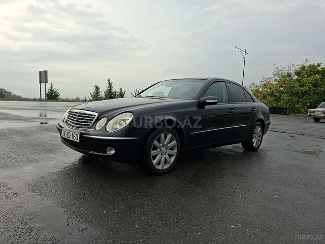 Mercedes E 270 2003, 353,000 km - 2.7 л - Qax