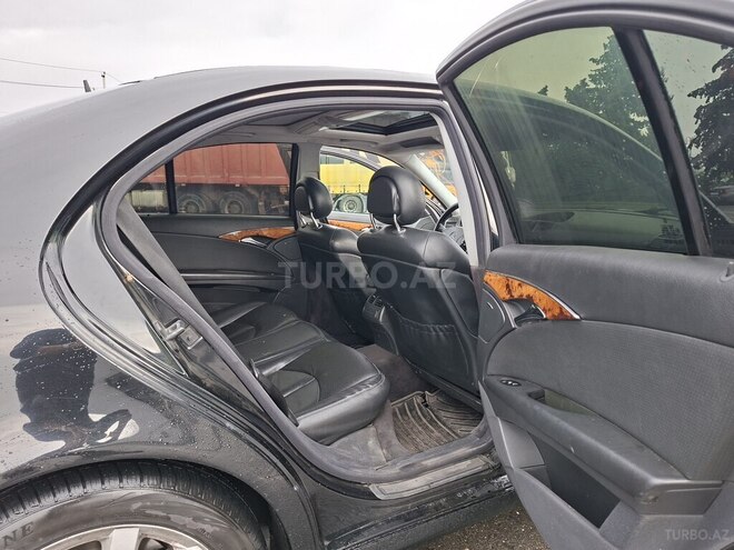 Mercedes E 270 2003, 353,000 km - 2.7 л - Qax