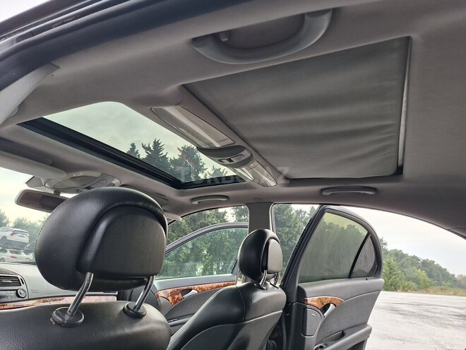 Mercedes E 270 2003, 353,000 km - 2.7 л - Qax