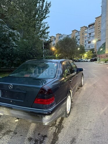 Mercedes C 280 1998, 320,000 km - 2.8 л - Bakı