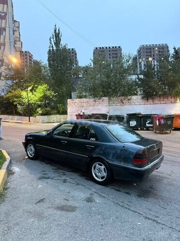 Mercedes C 280 1998, 320,000 km - 2.8 л - Bakı