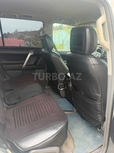 Toyota Land Cruiser Prado 2010, 195,000 km - 2.7 л - Yardımlı