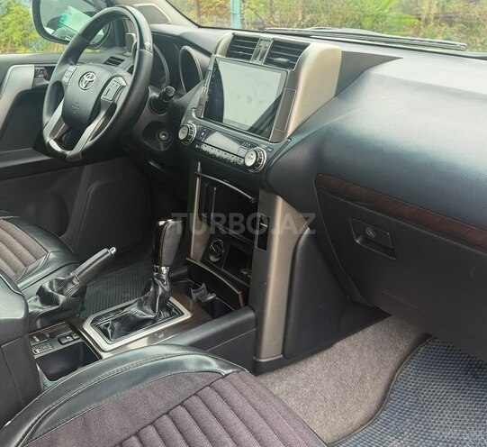 Toyota Land Cruiser Prado 2010, 195,000 km - 2.7 л - Yardımlı