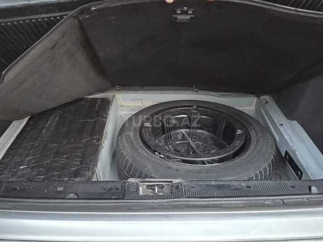 Mercedes E 270 2000, 450,000 km - 2.7 л - Bakı