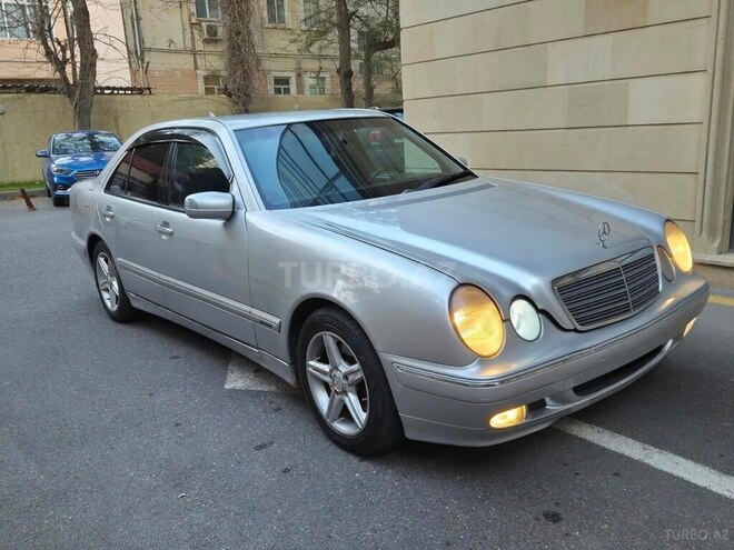 Mercedes E 270 2000, 450,000 km - 2.7 л - Bakı