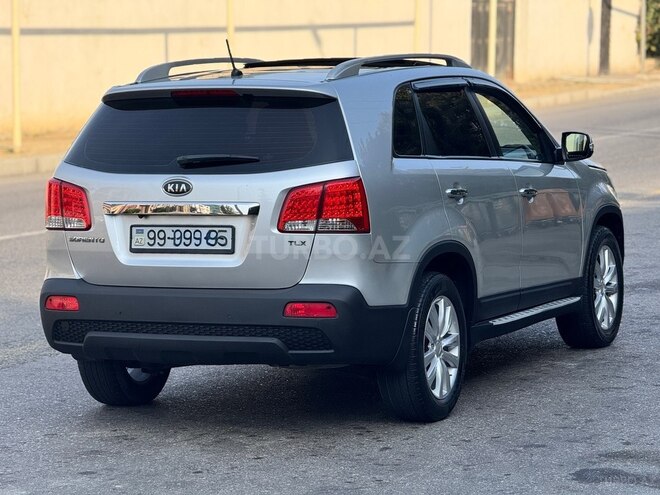 Kia Sorento 2010, 242,000 km - 2.0 l - Bakı