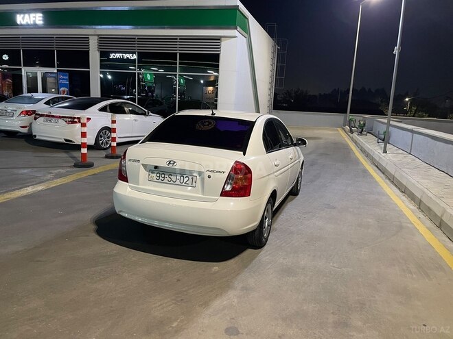 Hyundai Accent 2009, 228,000 km - 1.4 l - Bakı