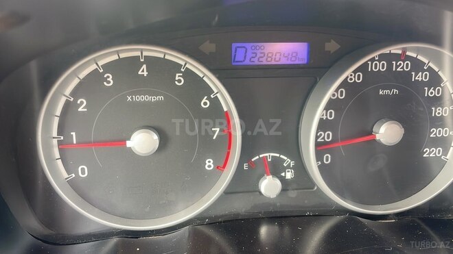 Hyundai Accent 2009, 228,000 km - 1.4 l - Bakı