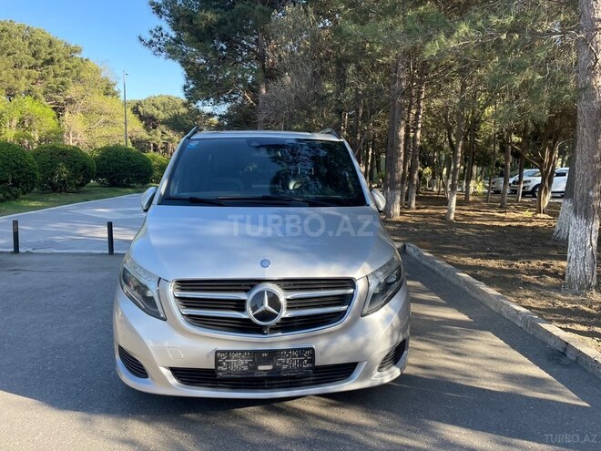 Mercedes V 250 2015, 288,000 km - 2.1 l - Bakı