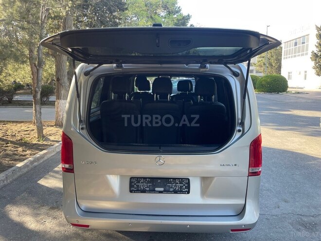 Mercedes V 250 2015, 288,000 km - 2.1 l - Bakı