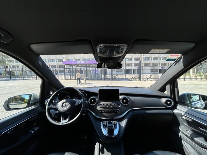 Mercedes V 250 2015, 288,000 km - 2.1 l - Bakı