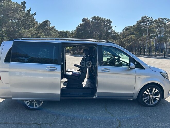 Mercedes V 250 2015, 288,000 km - 2.1 l - Bakı