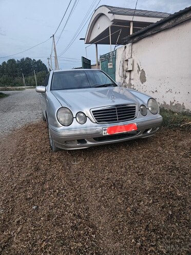 Mercedes E 240 2000, 422,000 km - 2.4 l - Xaçmaz