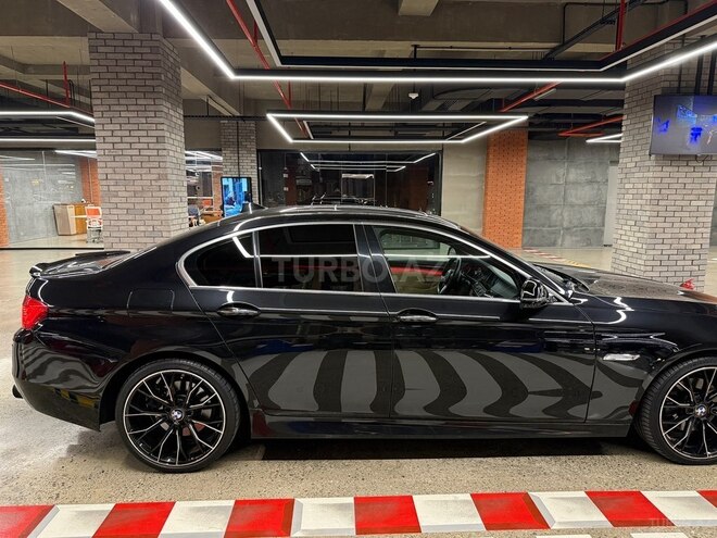 BMW 528 2015, 233,000 km - 2.0 л - Bakı