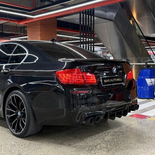 BMW 528 2015, 233,000 km - 2.0 л - Bakı
