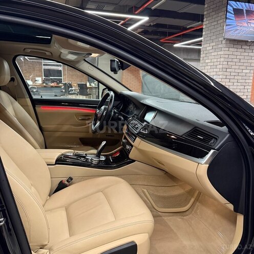 BMW 528 2015, 233,000 km - 2.0 л - Bakı