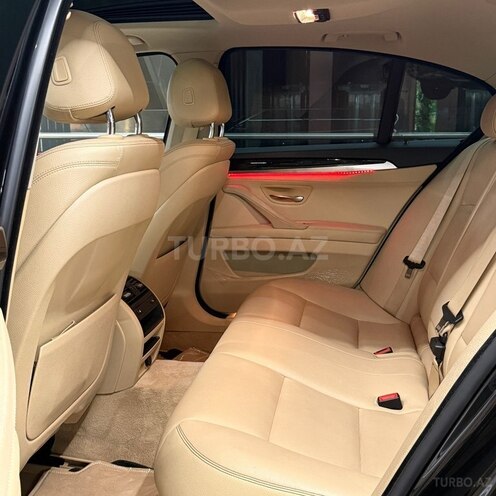 BMW 528 2015, 233,000 km - 2.0 л - Bakı