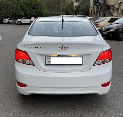 Hyundai Accent 2017, 180,888 km - 1.4 л - Bakı