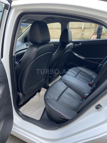 Hyundai Accent 2017, 180,888 km - 1.4 л - Bakı