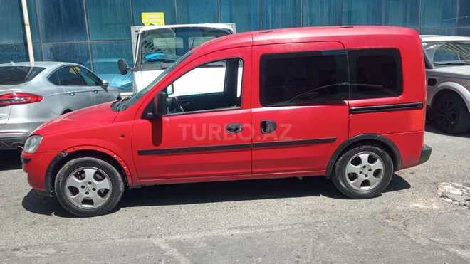 Opel Combo 2007, 400,000 km - 1.6 л - Quba