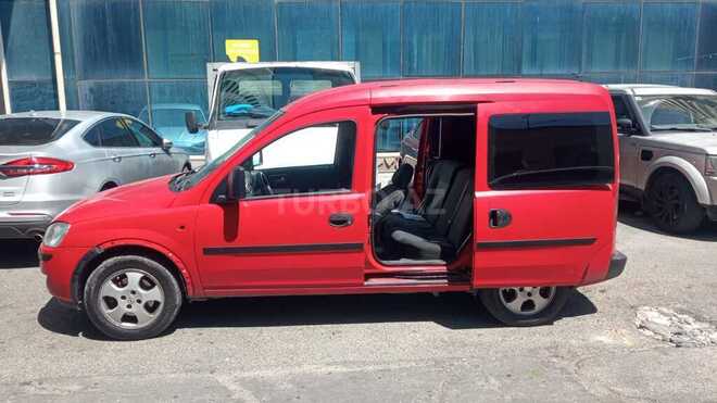 Opel Combo 2007, 400,000 km - 1.6 л - Quba