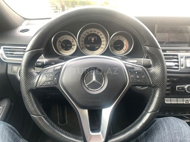 Mercedes E 220 2014, 256,000 km - 2.1 л - Xırdalan