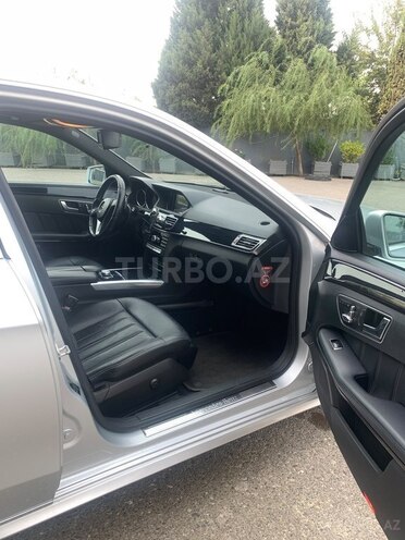 Mercedes E 220 2014, 256,000 km - 2.1 л - Xırdalan