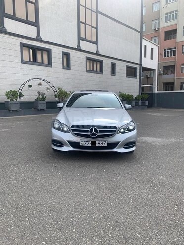 Mercedes E 220 2014, 256,000 km - 2.1 л - Xırdalan