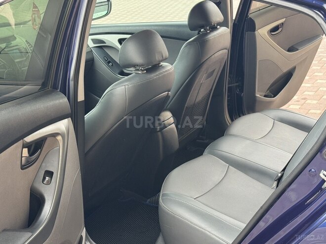 Hyundai Elantra 2014, 252,000 km - 1.8 l - Şirvan