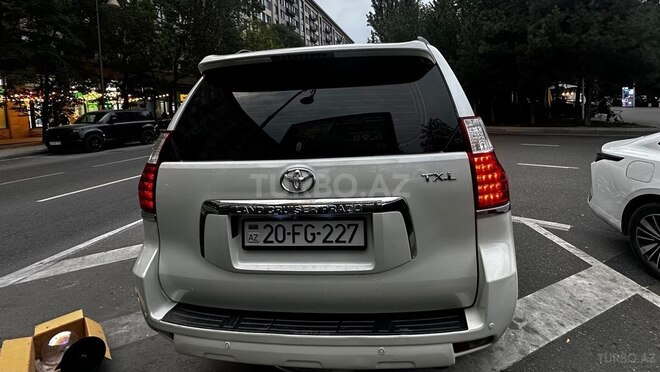 Toyota Land Cruiser Prado 2009, 210,000 km - 2.7 l - Bakı