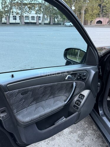 Mercedes C 230 2001, 251,200 km - 2.3 l - Mingəçevir