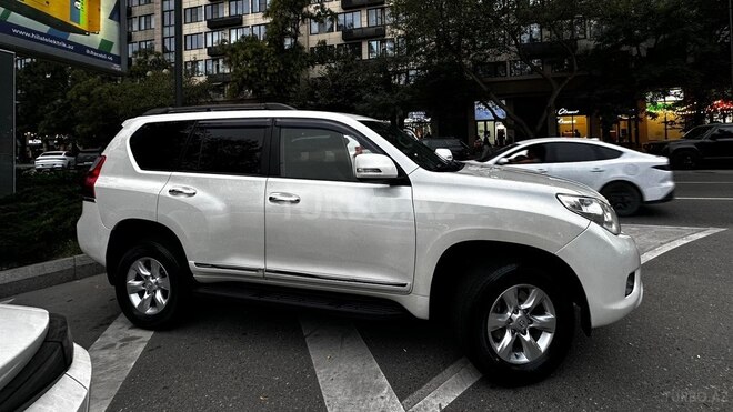 Toyota Land Cruiser Prado 2009, 210,000 km - 2.7 l - Bakı
