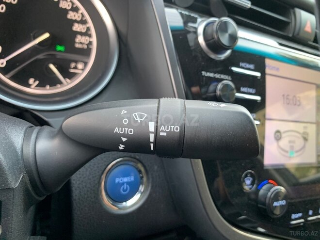 Toyota Camry 2020, 140,700 km - 2.5 л - Bakı