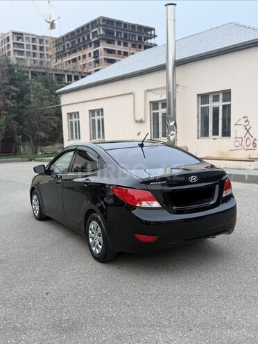 Hyundai Accent 2016, 198,000 km - 1.6 l - Bakı