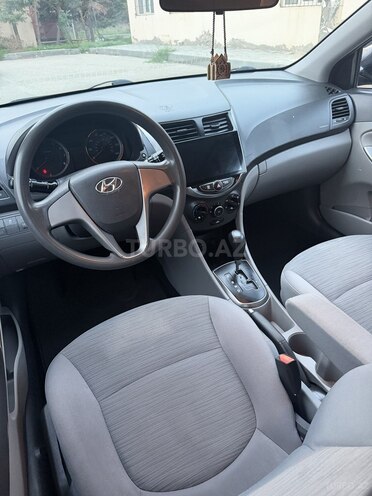 Hyundai Accent 2016, 198,000 km - 1.6 l - Bakı