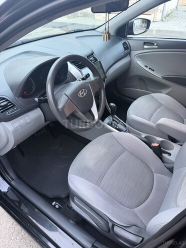 Hyundai Accent 2016, 198,000 km - 1.6 l - Bakı