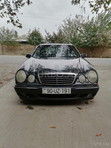 Mercedes E 240 2000, 384,188 km - 2.6 l - Göyçay