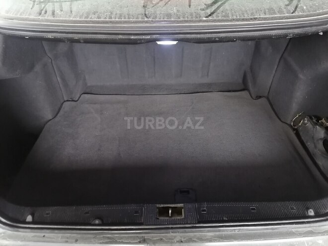 Mercedes E 240 2000, 384,188 km - 2.6 l - Göyçay