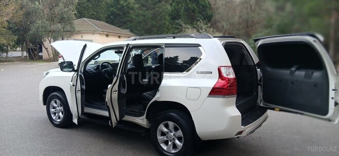 Toyota Land Cruiser Prado 2013, 111,345 km - 2.7 l - Xırdalan