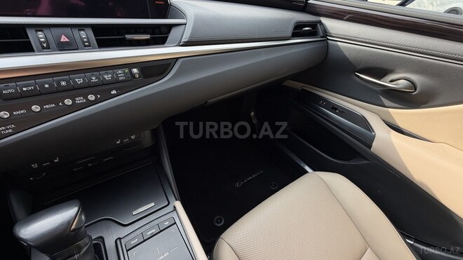 Lexus ES 300h 2020, 55,300 km - 2.5 l - Bakı