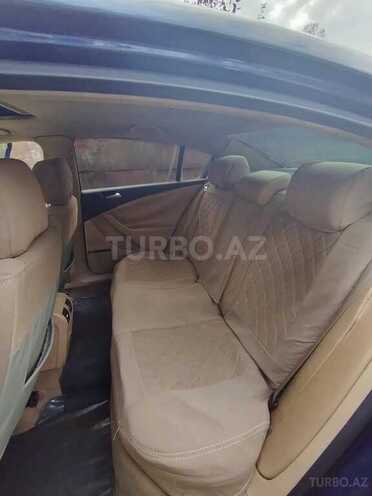 Volkswagen Passat 2005, 330,000 km - 2.0 l - Qəbələ