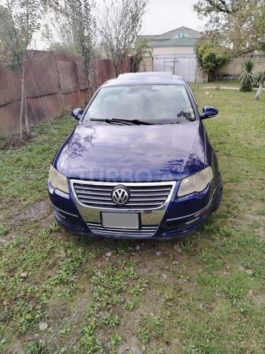 Volkswagen Passat 2005, 330,000 km - 2.0 l - Qəbələ