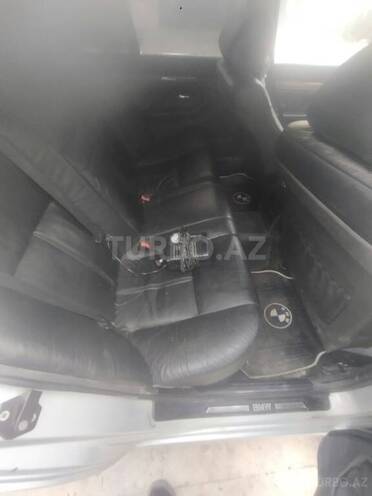 BMW 528 1998, 252,500 km - 2.8 l - Sumqayıt