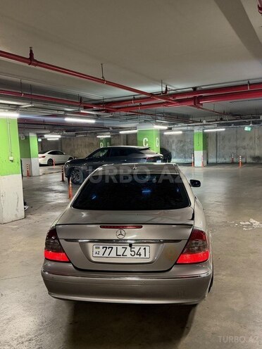 Mercedes E 220 2006, 378,000 km - 2.2 л - Bakı