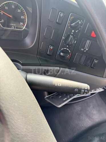 Mercedes Atego 818 2011, 470,000 km - 4.3 l - Bakı